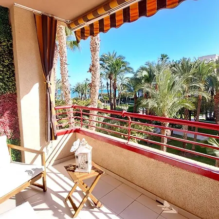 Centrico En 1ª Linea De Playa Con Piscinas Y Jardines Appartement