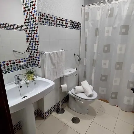 Centrico En 1ª Linea De Playa Con Piscinas Y Jardines Appartement Torrevieja