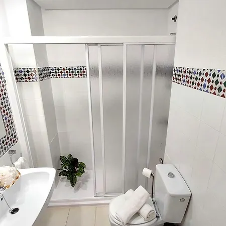 Centrico En 1ª Linea De Playa Con Piscinas Y Jardines Appartement
