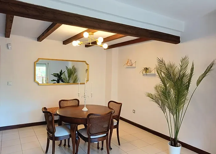 Centrico En 1ª Linea De Playa Con Piscina Y Garaje アパート