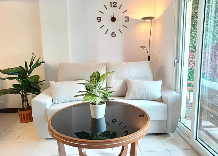 Centrico En 1ª Linea De Playa Con Piscina Y Garaje アパート *